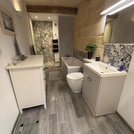شقة 2 Bedroomed In The Heart Of *